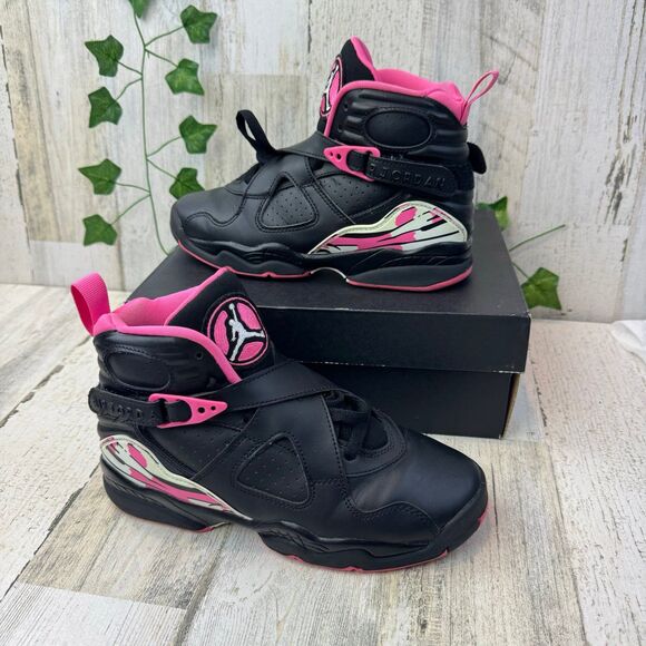 Jordan Retro Valentine's Day Jordan Retro 8s Shoes Ladies Jordan Air Jordan Retro "Valentine's Day"  Sneakers Red
